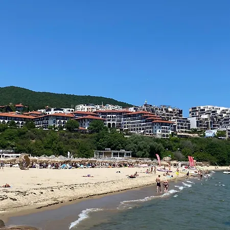 公寓 Horizon 8,1 'a' *